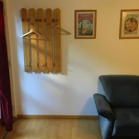 Gastezimmer Familie Calvet 게스트하우스